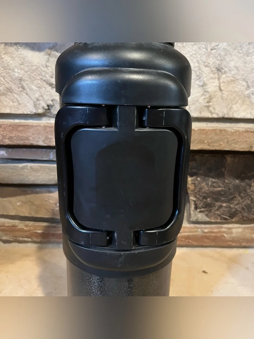 Manna Titan Black Stainless Steel Vacuum Gallon Jug - 4 Liters